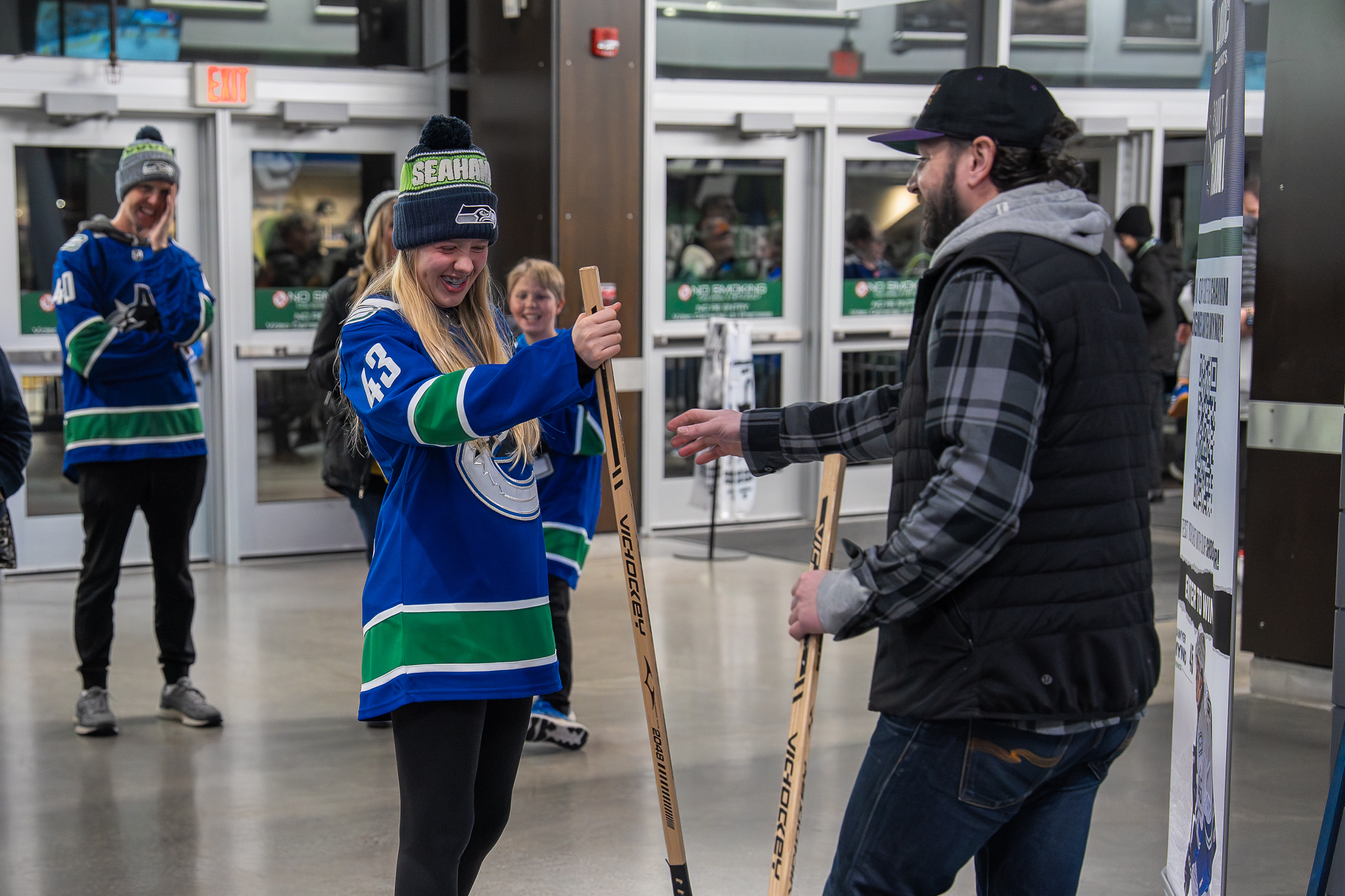 Flaunt Your Flannel Night - Lordco Auto Parts x Abbotsford Canucks Flaunt Your Flannel Night - Lordco Auto Parts x Abbotsford Canucks